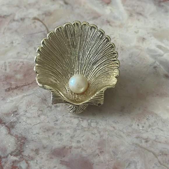 EUC~Vintage Set Of 4 Gold Plated & Pearl Various Brooch Pins - Picture 5 of 6